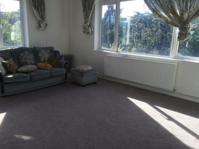  Image of 3 bedroom Flat to rent in Tenterden Grove London NW4 at Three Bedroom Apartment Hendon