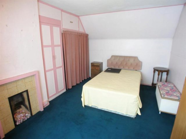  Image of 3 bedroom Chalet for sale in The Grove Great Hallingbury Bishop's Stortford CM22 at Great Hallingbury, Bishop