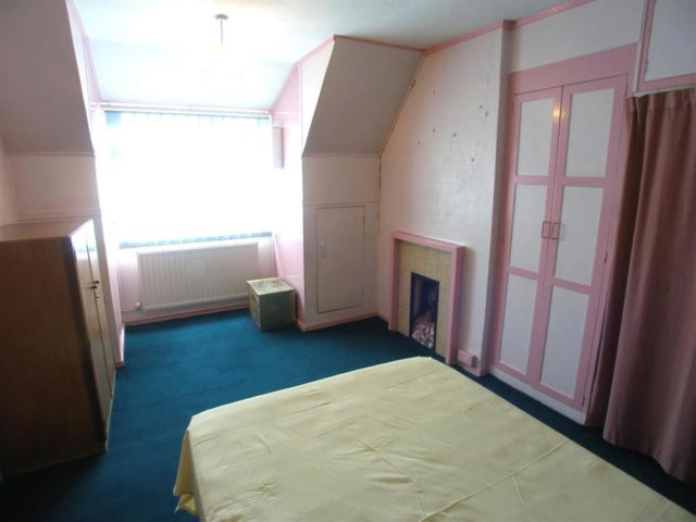  Image of 3 bedroom Chalet for sale in The Grove Great Hallingbury Bishop's Stortford CM22 at Great Hallingbury, Bishop