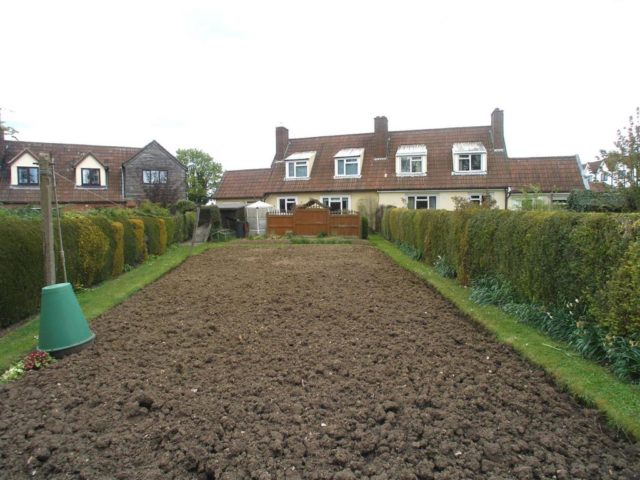  Image of 3 bedroom Chalet for sale in The Grove Great Hallingbury Bishop's Stortford CM22 at Great Hallingbury, Bishop