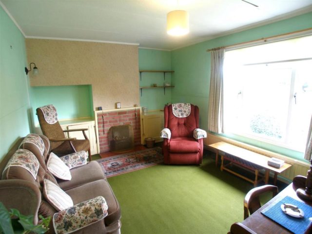  Image of 3 bedroom Chalet for sale in The Grove Great Hallingbury Bishop's Stortford CM22 at Great Hallingbury, Bishop