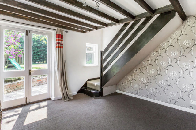  Image of 5 bedroom Cottage for sale in Winkhurst Green Ide Hill Sevenoaks TN14 at Winkhurst Green, Ide Hill, TN14