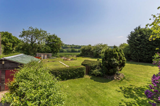  Image of 5 bedroom Cottage for sale in Winkhurst Green Ide Hill Sevenoaks TN14 at Winkhurst Green, Ide Hill, TN14