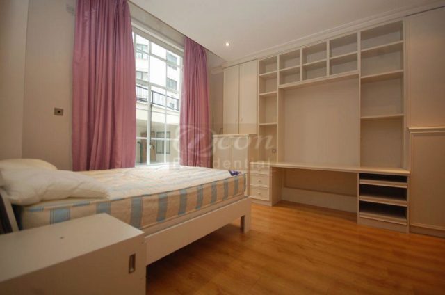  Image of 1 bedroom Flat to rent in Belvedere Road London SE1 at 1C Belvedere Road, County Hall Apartments, Waterloo, London, SE1