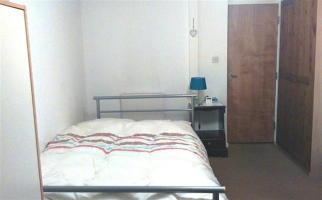  Image of 1 bedroom Property to rent in Bower Road Sheffield S10 at Lovely 1 bed flat, Bower Rd