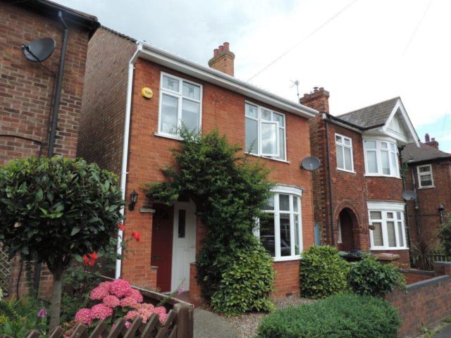  Image of 3 bedroom Detached house to rent in Manor Avenue Peterborough PE2 at Manor Avenue, Fletton, Peterborough.