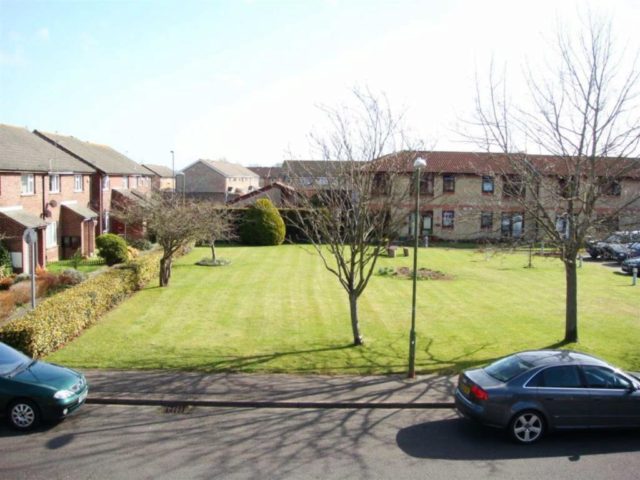  Image of 1 bedroom Terraced house to rent in Fawley Green Bournemouth BH8 at Fawley Green, Throop, Bournemouth