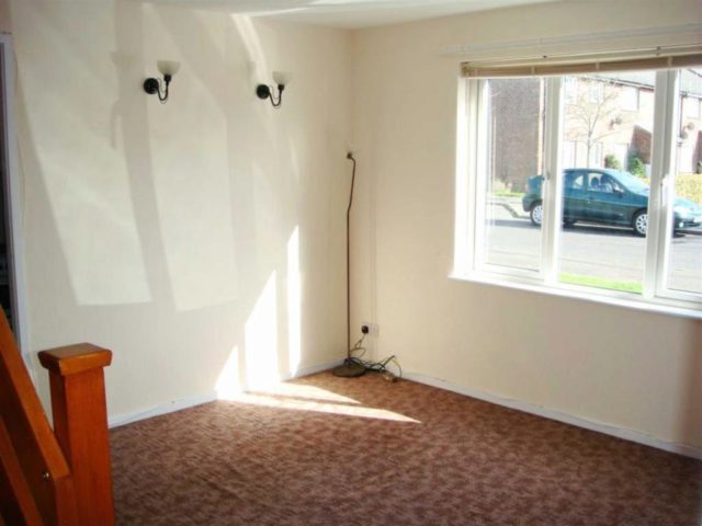  Image of 1 bedroom Terraced house to rent in Fawley Green Bournemouth BH8 at Fawley Green, Throop, Bournemouth