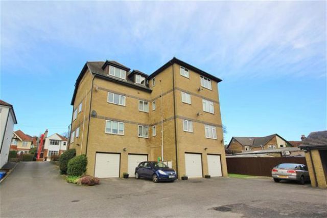  Image of 2 bedroom Flat for sale in Bournemouth Road Parkstone Poole BH14 at Parkstone Lodge, 242 Bournemouth Road, Poole