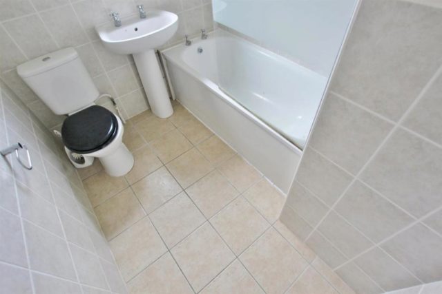  Image of 2 bedroom Flat for sale in Redhill Drive Bournemouth BH10 at Redhill Drive, Bournemouth