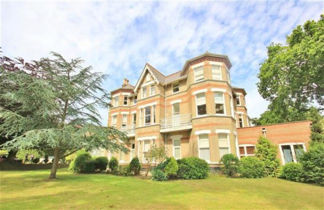  Image of 2 bedroom Flat for sale in Manor Road Bournemouth BH1 at Manor Road, Bournemouth