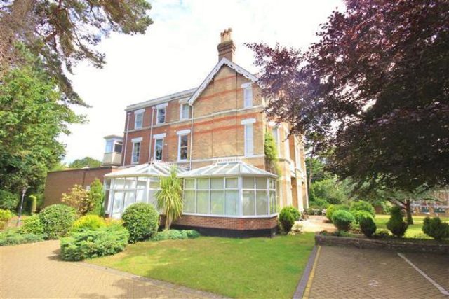  Image of 2 bedroom Flat for sale in Manor Road Bournemouth BH1 at Manor Road, Bournemouth