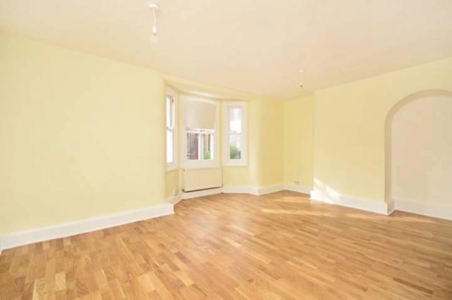  Image of 2 bedroom Flat to rent in Ormonde Gate London SW3 at Ormonde Gate, Chelsea, SW3
