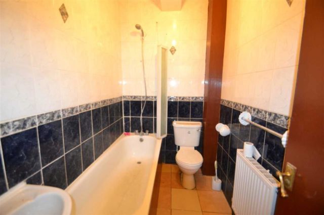  Image of 2 bedroom Flat for sale in Buntingbridge Road Ilford IG2 at Buntingbridge Road, Ilford
