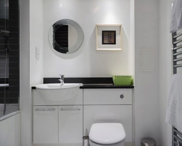 Image of 2 bedroom Flat to rent in Blackwall Way London E14 at Neutron Tower, Blackwall Way, Canary Wharf, E14