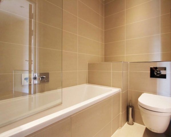  Image of 2 bedroom Flat to rent in East India Dock Road London E14 at Saltwell Street, Canary Wharf, E14