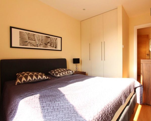  Image of 2 bedroom Flat to rent in East India Dock Road London E14 at Saltwell Street, Canary Wharf, E14