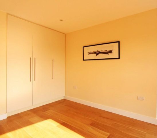  Image of 2 bedroom Flat to rent in East India Dock Road London E14 at Saltwell Street, Canary Wharf, E14