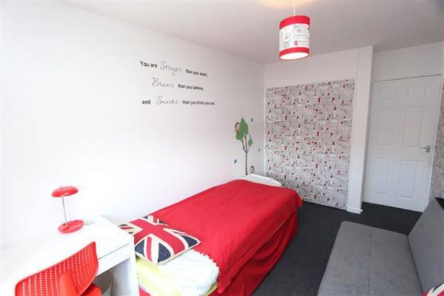  Image of 2 bedroom Houses for sale in Polsteads Vange Basildon SS16 at Polsteads, Basildon