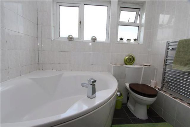  Image of 2 bedroom Houses for sale in Polsteads Vange Basildon SS16 at Polsteads, Basildon