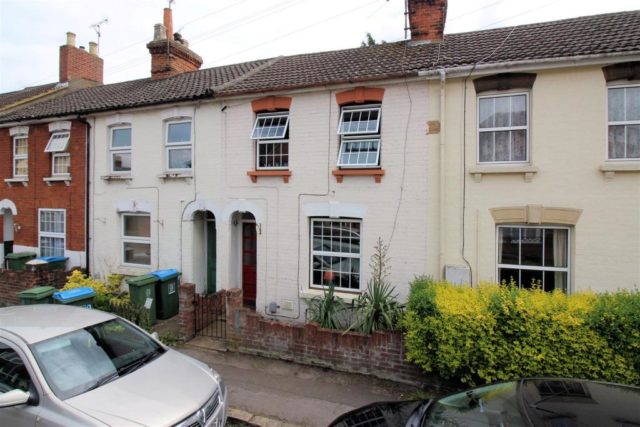  Image of 2 bedroom Terraced house for sale in Mount Pleasant Aylesbury HP19 at Mount Pleasant, Aylesbury