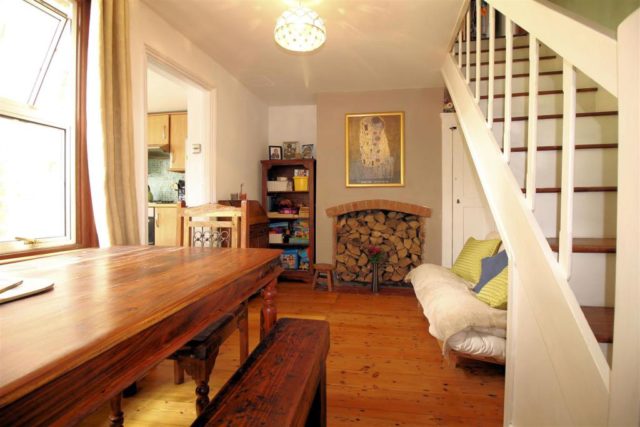  Image of 2 bedroom Terraced house for sale in Mount Pleasant Aylesbury HP19 at Mount Pleasant, Aylesbury