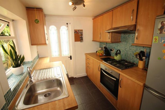  Image of 2 bedroom Terraced house for sale in Mount Pleasant Aylesbury HP19 at Mount Pleasant, Aylesbury