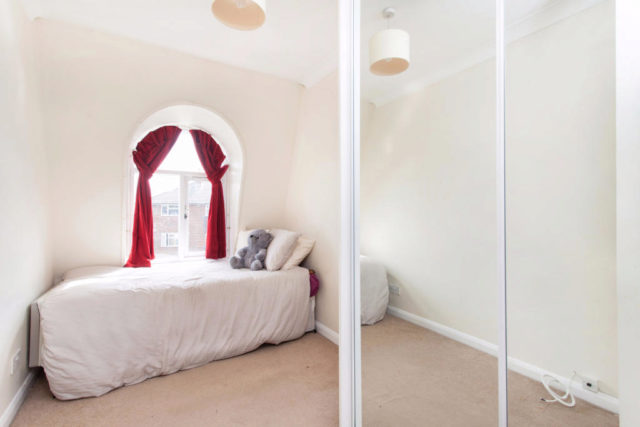  Image of 3 bedroom Flat for sale in The Alders West Wickham BR4 at The Alders, BR4