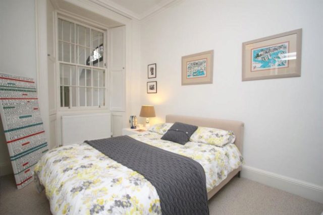 Image of 3 bedroom Maisonette to rent in Eccleston Street London SW1W at Eccleston Street, Pimlico, SW1W