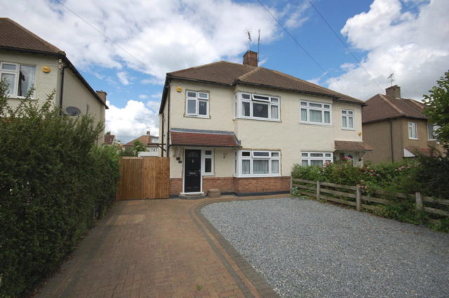  Image of 3 bedroom Semi-Detached house for sale in First Avenue Broomfield Chelmsford CM1 at First Avenue, Chelmsford, CM1