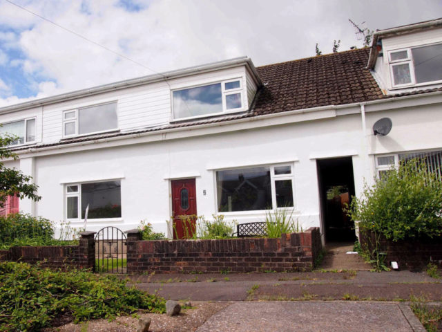  Image of 4 bedroom Terraced house for sale in Park Close Gorseinon Swansea SA4 at Park Close, Gorseinon, Abertawe, SA4