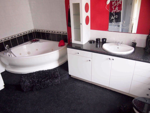  Image of 4 bedroom Terraced house for sale in Park Close Gorseinon Swansea SA4 at Park Close, Gorseinon, Abertawe, SA4