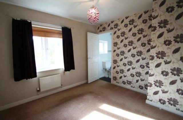  Image of 6 bedroom Property to rent in Bramwell Drive Sheffield S3 at 6 bedroom semi detached house
