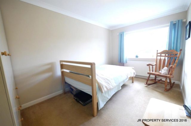  Image of 4 bedroom Detached house for sale in Stafford Close Cheshunt Waltham Cross EN8 at Stafford Close, West Cheshunt