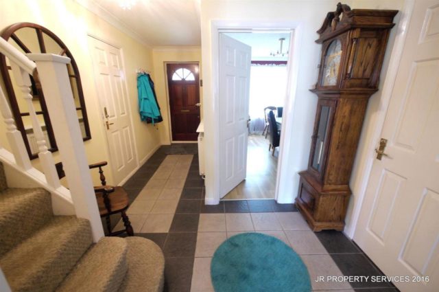  Image of 4 bedroom Detached house for sale in Stafford Close Cheshunt Waltham Cross EN8 at Stafford Close, West Cheshunt