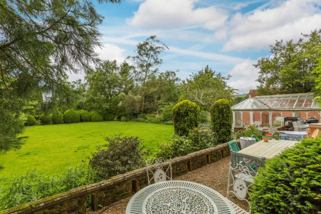  Image of 5 bedroom Detached house for sale in High Street Limpsfield Oxted RH8 at High Street, Limpsfield, RH8