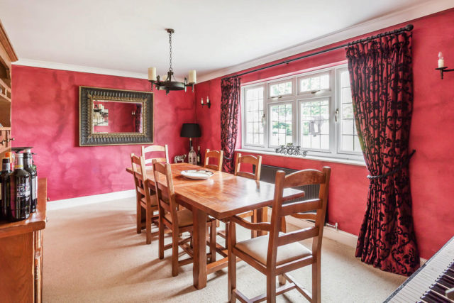  Image of 5 bedroom Detached house for sale in Popes Lane Oxted RH8 at Popes Lane, Oxted, RH8