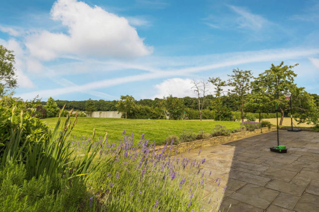  Image of 5 bedroom Detached house for sale in Popes Lane Oxted RH8 at Popes Lane, Oxted, RH8