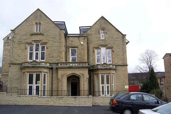 2 bedroom Flat to re...