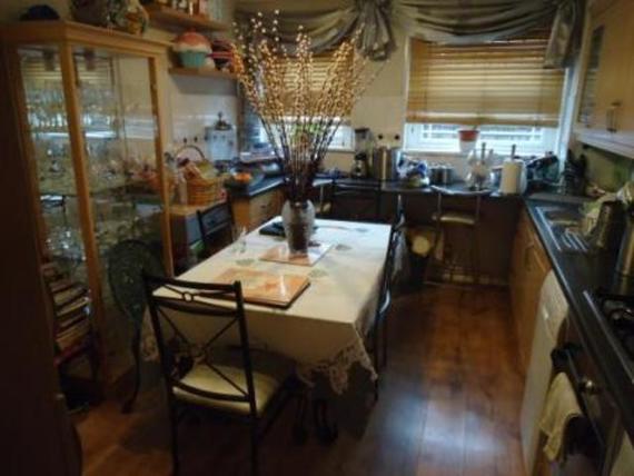 3 bedroom Terraced f...