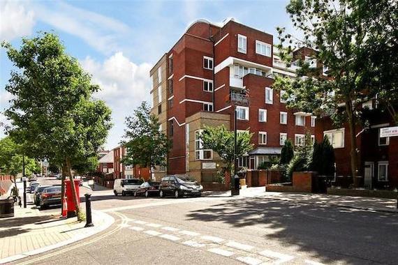 1 bedroom Flat for s...