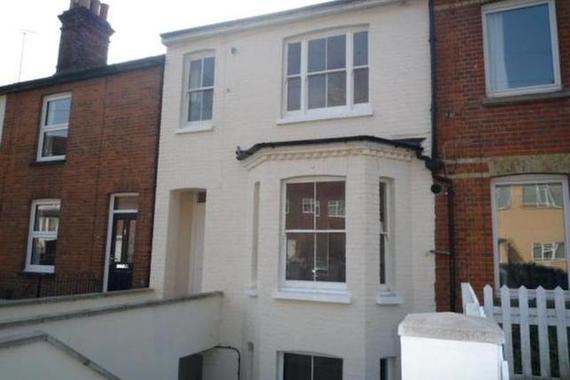 1 bedroom Flat to re...