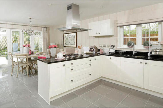 4 bedroom Property f...