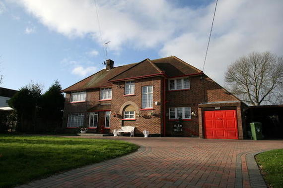 5 bedroom Property f...
