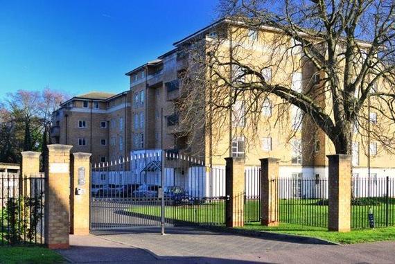 2 bedroom Flat to re...