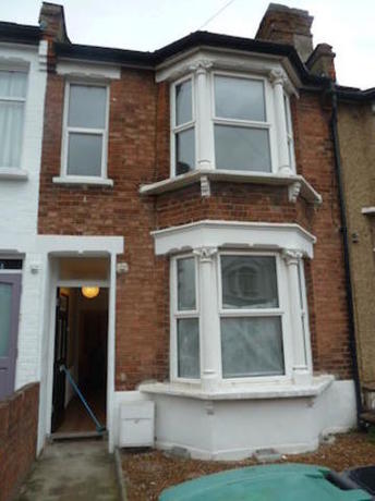 2 bedroom Terraced t...