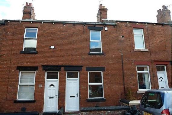 2 bedroom Terraced t...