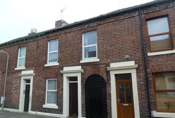2 bedroom Terraced t...