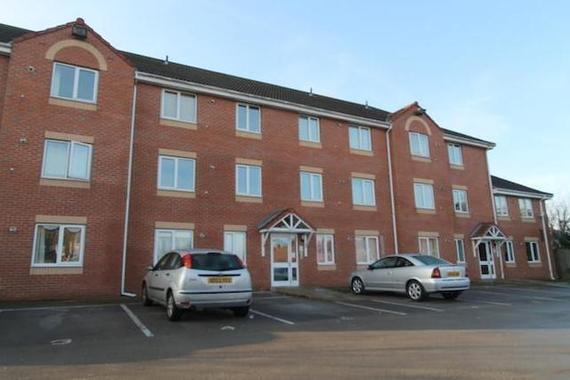2 bedroom Flat to re...