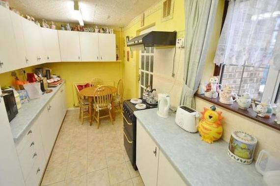 3 bedroom Property f...
